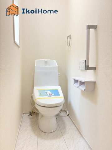 神戸市西区王塚台4丁目　新築戸建のトイレ|【ホームページに現地動画掲載中】●年中無休：当日予約可●トイレが2か所あるので夜中も安心です