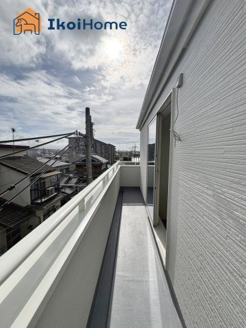 神戸市西区王塚台4丁目　新築戸建のバルコニー|【ホームページに現地動画掲載中】●年中無休：当日予約可●陽当り良好のバルコニー！屋根は８万円～設置可