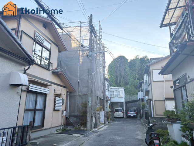神戸市西区王塚台4丁目　新築戸建の駐車場|～ご見学に関して～平日や夜間でもご案内可能。決まったお時間で身動きが取れない方も臨機応変に対応します
