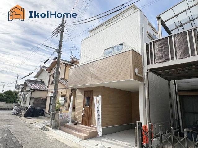 神戸市西区王塚台4丁目　新築戸建の駐車場|【ホームページに現地動画掲載中】●年中無休：当日予約可●お車1台駐車可能！安心のビルトインガレージ！