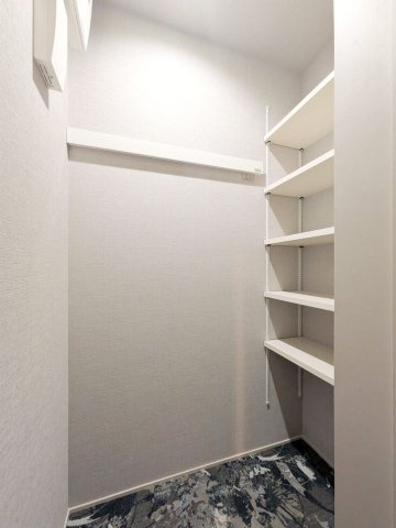 シャーメゾンリュクス大濠　当仁小学校区の収納|シャーメゾンリュクス大濠