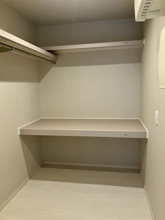 本町戸建の収納