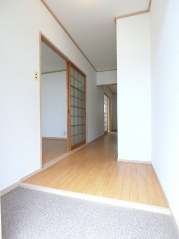 アオイハイツの玄関