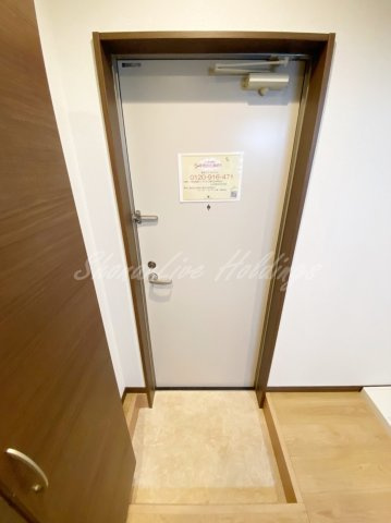 プロシード追浜の玄関|シューズボックス付き♪