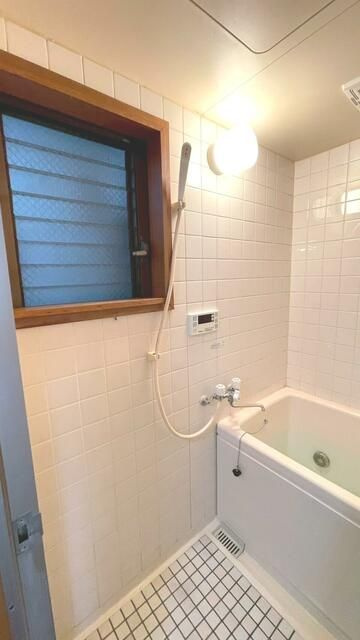 足立区千住大川町の賃貸マンションの浴室