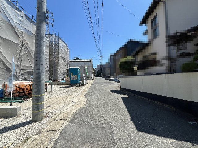 【その他】 | 福岡市早良区梅林7丁目第6　4号棟（全4棟）【仲介手数料無料・0円】 | 現地写真。前面道路です。