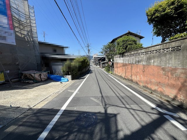 【その他】 | 福岡市早良区梅林7丁目第6　1号棟（全4棟）【仲介手数料無料・0円】 | 現地写真。前面道路です。