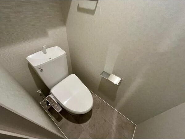 ビューノ金山のトイレ|落ち着いたトイレです