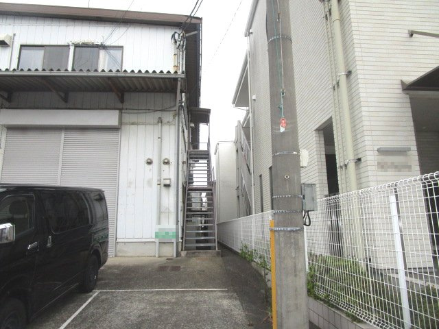 横浜市都筑区池辺町の倉庫