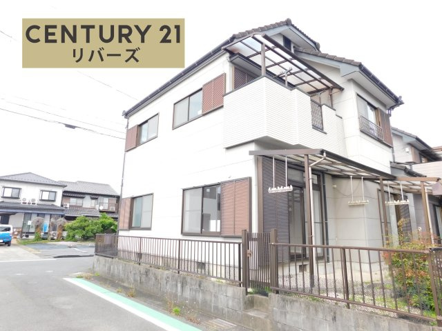津島市東中地町１丁目の中古一戸建の外観|☆２０２５年１２月リフォーム済☆　　いつでもご案内出来ます♪（お問合せ当日、平日、水曜、夜間の見学でもＯＫ）　開放的な角地！　全居室６．０帖以上♪　南面に庭付き！