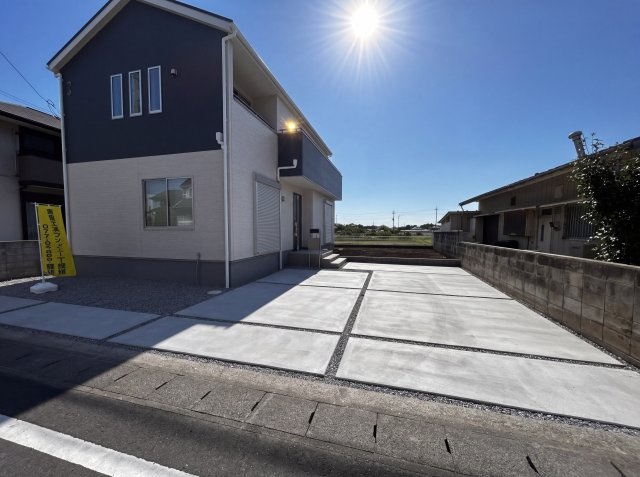 新築　高崎市町屋町第3　Livele Garden.S　1号棟の駐車場|現地写真　駐車スペースは並列2台分可能です！
