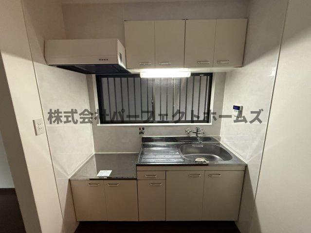養父西町戸建　賃貸のキッチン|お料理しやすいキッチンです