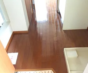メゾンクレールの玄関
