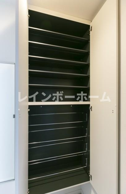 MINARIAの玄関|※建築中のため同施工会社参考写真となります。