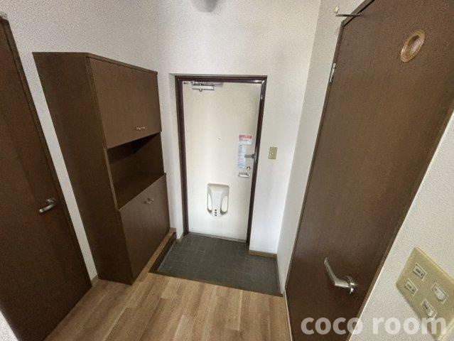 ヴィーヴルⅡ の玄関