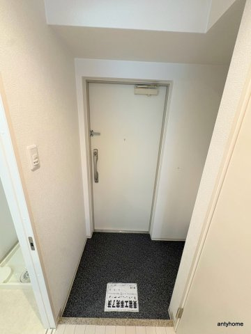リーゾ　エ　パーネ　仲介手数料無料の玄関