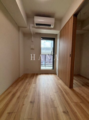 ONE ROOF RESIDENCE NISHINIPPORIの居間・リビング
