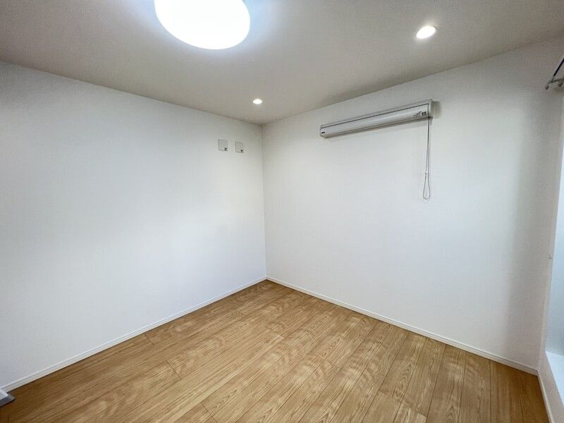 千葉市中央区寒川町３丁目のアパート