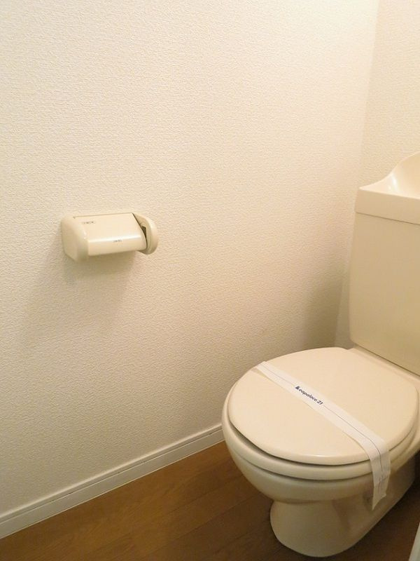 レオパレス小山のトイレ