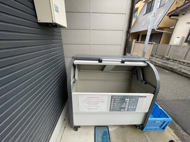 グランハウス甲子園のエントランス