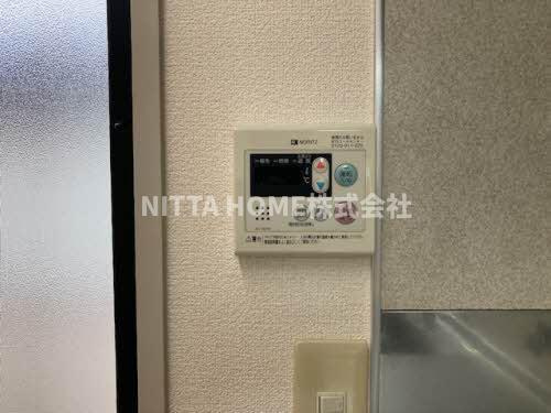 コーポ・ミネゾノ１，２の洗面所|給湯設備になります＊