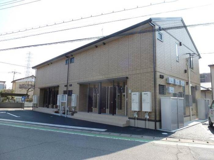 アルドーレ　B