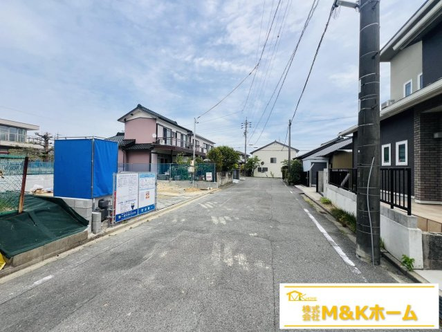 知多郡武豊町東大高本田　全2棟　2号棟の前面道路含む現地写真|R8.4.22撮影　前道約6.2ｍで駐車も楽々☆