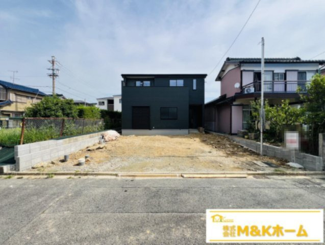 知多郡武豊町東大高本田　全2棟　2号棟の外観|R8.5.2撮影　並列駐車2台可能☆