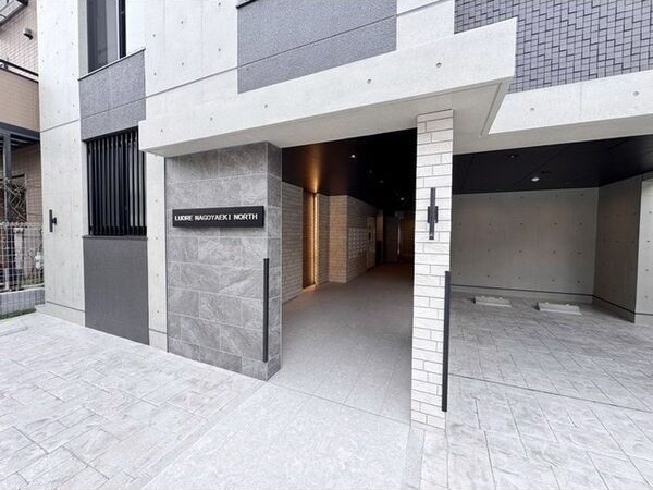 LUORE名古屋駅NORTHのエントランス