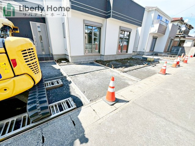 水戸市曙町　新築戸建　A号棟の駐車場