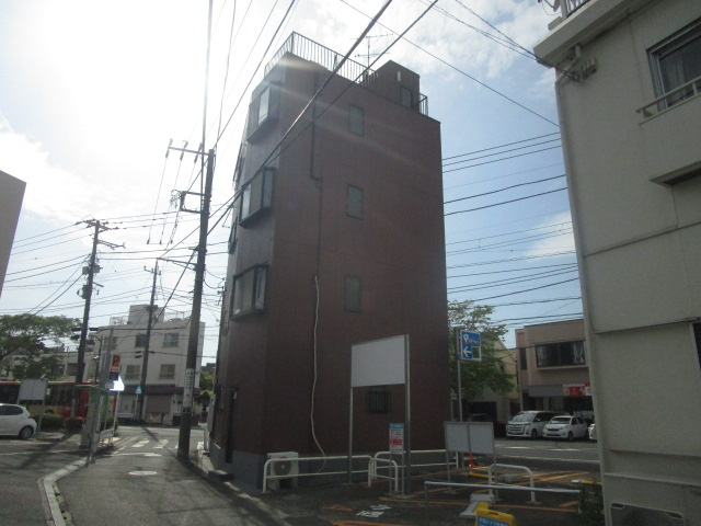 横浜市南区井土ケ谷上町の店舗事務所