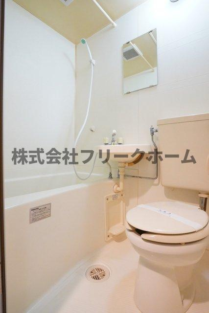 小金井市東町４丁目のアパートのトイレ