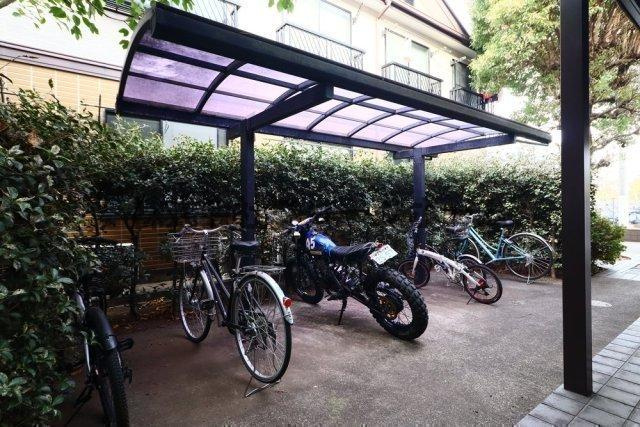 小金井市東町４丁目のアパートの駐車場