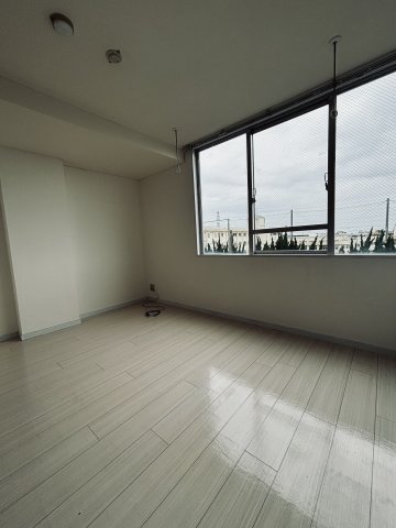 スカイホーム本郷の居間・リビング