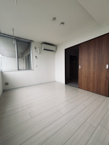 スカイホーム本郷の居間・リビング