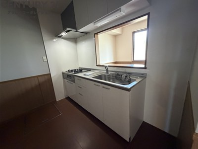 コンパクトなキッチンで掃除もラクラク