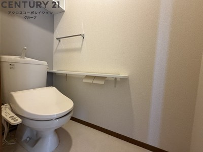 ゆったりとした空間のトイレです