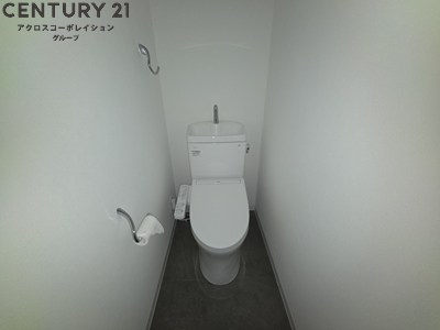 ウォシュレット付きのトイレです♪