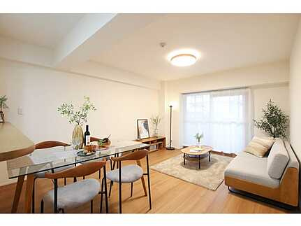 パラッシオ昭和町の居間・リビング