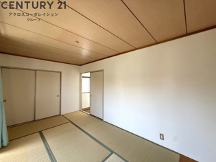 千種4丁目貸家の和室