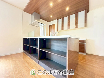 【収納】 | 栃木市沼和田町再生住宅 | ワークトップ収納☆