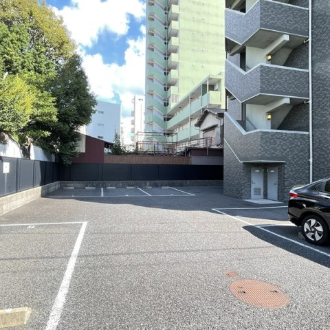 太閤通マンションの駐車場