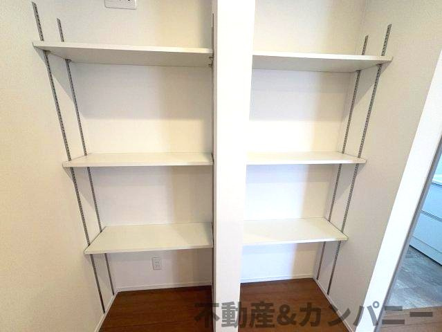 高岡町の新築のおうち2号棟　松山市高岡町新築戸建の収納|専用の収納スペースです