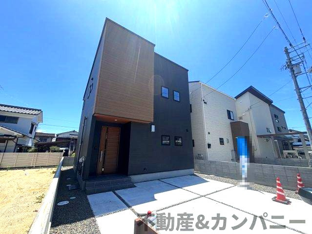 高岡町の新築のおうち2号棟　松山市高岡町新築戸建の外観|外観は落ち着いています
