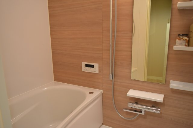 多摩市貝取３丁目の中古マンションの浴室