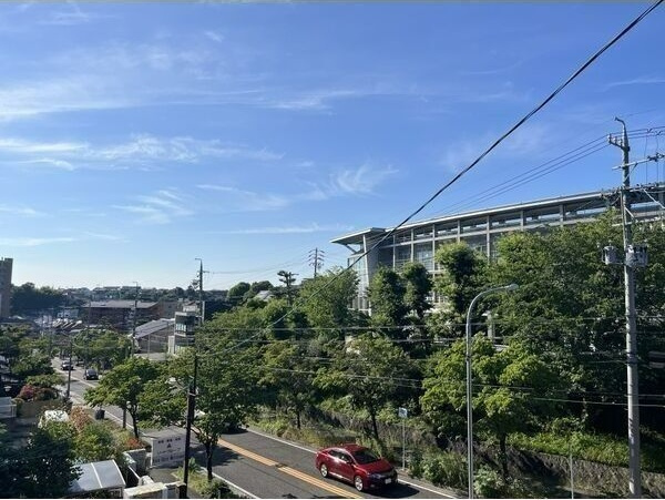 RenoBase本山の外観