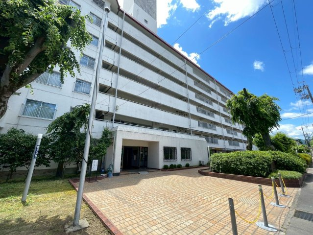 令和７年７月リフォーム完了◆南向き＆トランクルーム付き３ＬＤＫ◆イトーピア向日マンションC棟の外観|外観