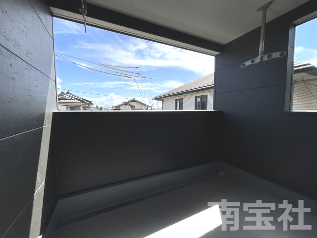 【バルコニー】
