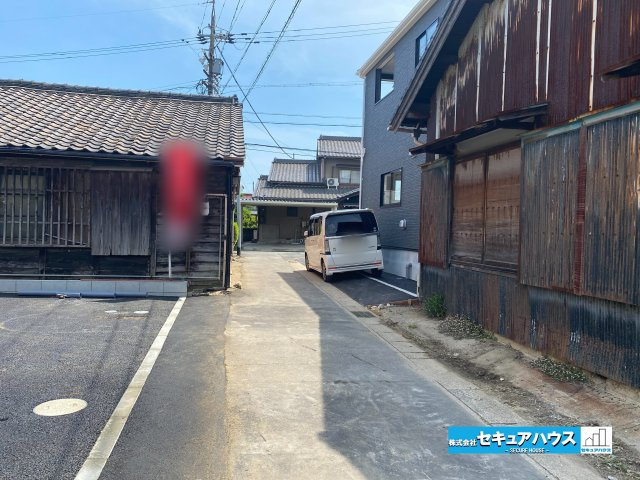 【完成】知多郡東浦町大字石浜　全3棟の前面道路含む現地写真|事前予約にて現地ご見学いただけます！お気軽にお問い合わせください♪
■株式会社　セキュアハウス■
住宅ローンに強く、知識、経験豊富なスタッフ在籍
お客様に寄り添い、ご成約後もサポート致します
