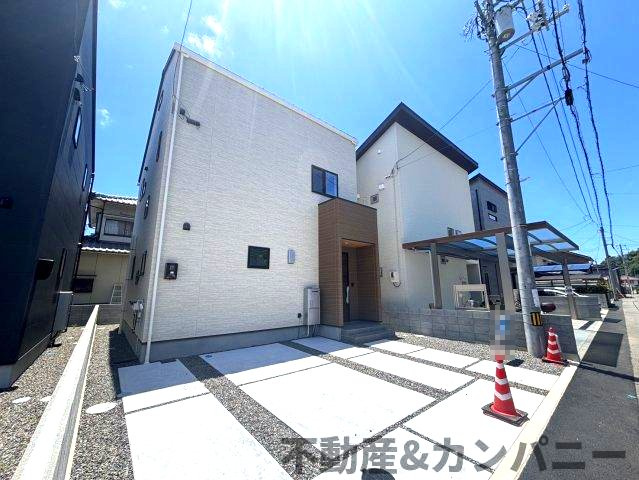 高岡町の新築のおうち3号棟　松山市高岡町新築戸建